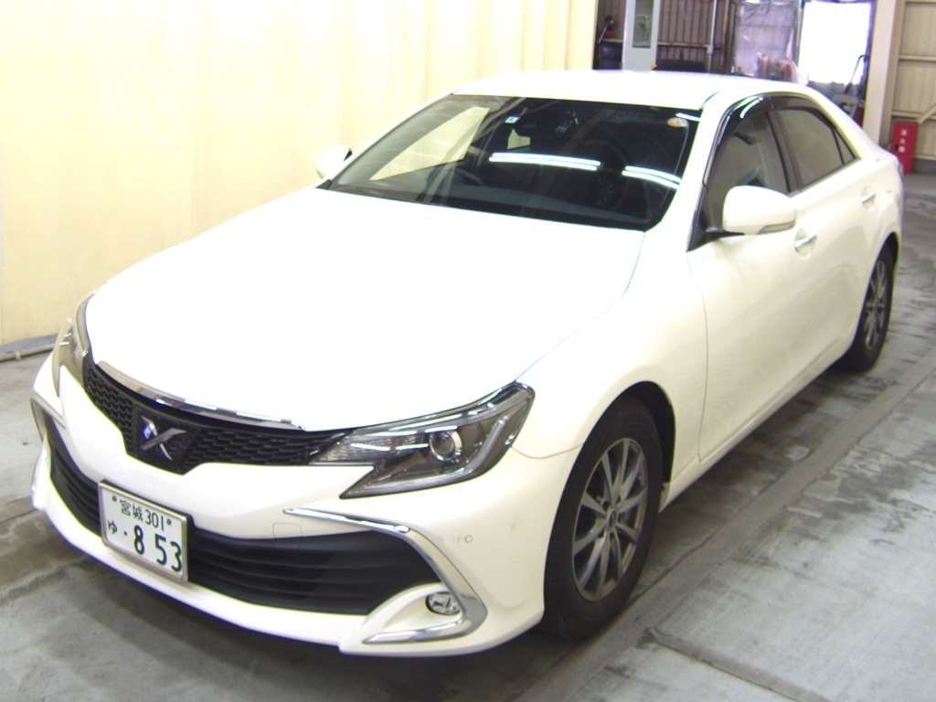 Toyota mark x 2018